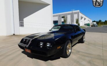 Pontiac-Trans-Am-Coupe-1981-4