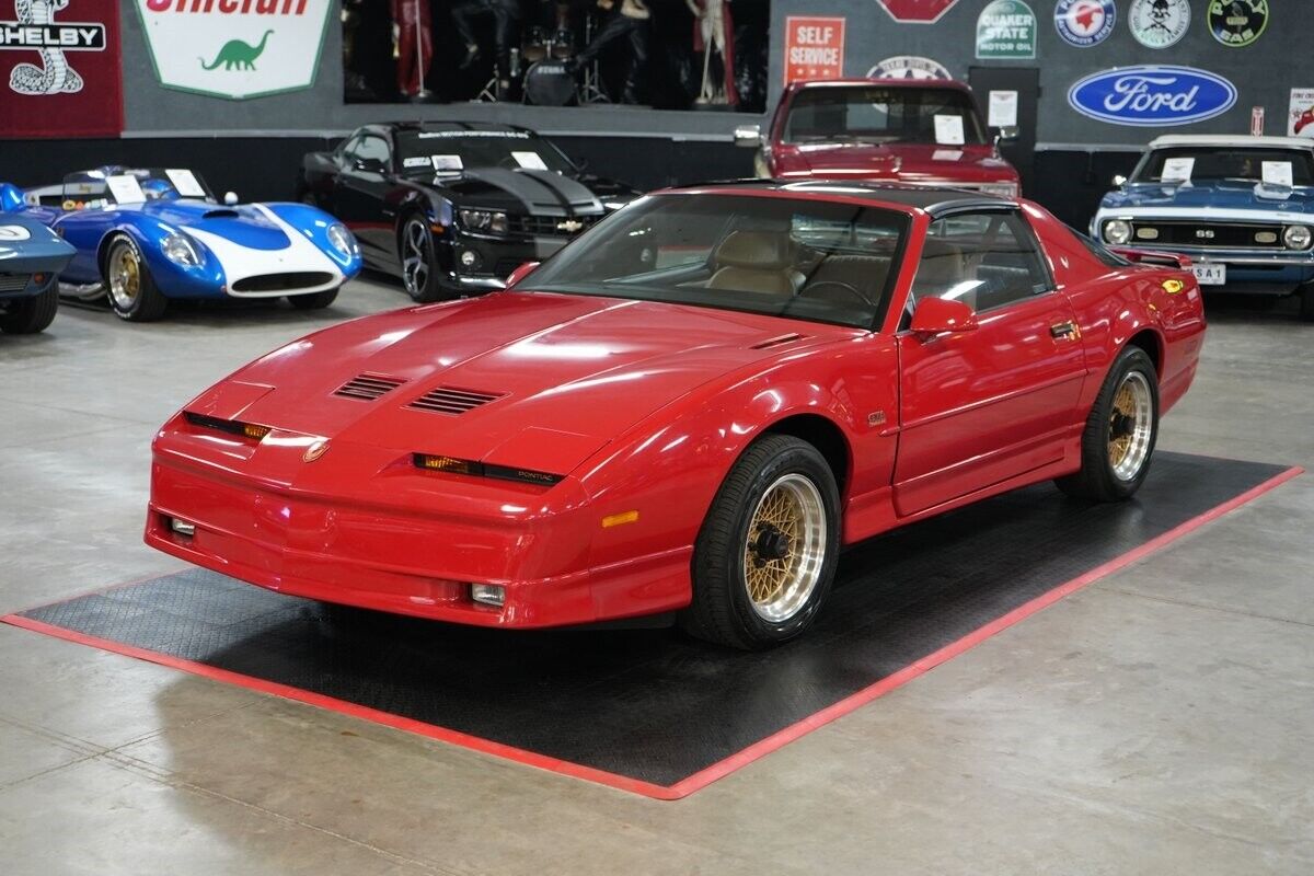 Pontiac-Trans-Am-GTA-Coupe-1989-4