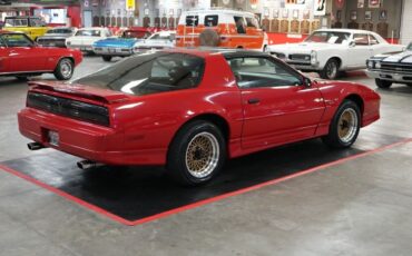 Pontiac-Trans-Am-GTA-Coupe-1989-8