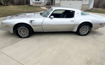 Pontiac-Trans-am-1977-1