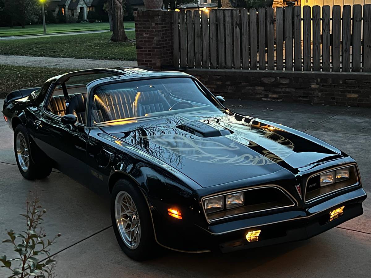 Pontiac-Trans-am-1977-23