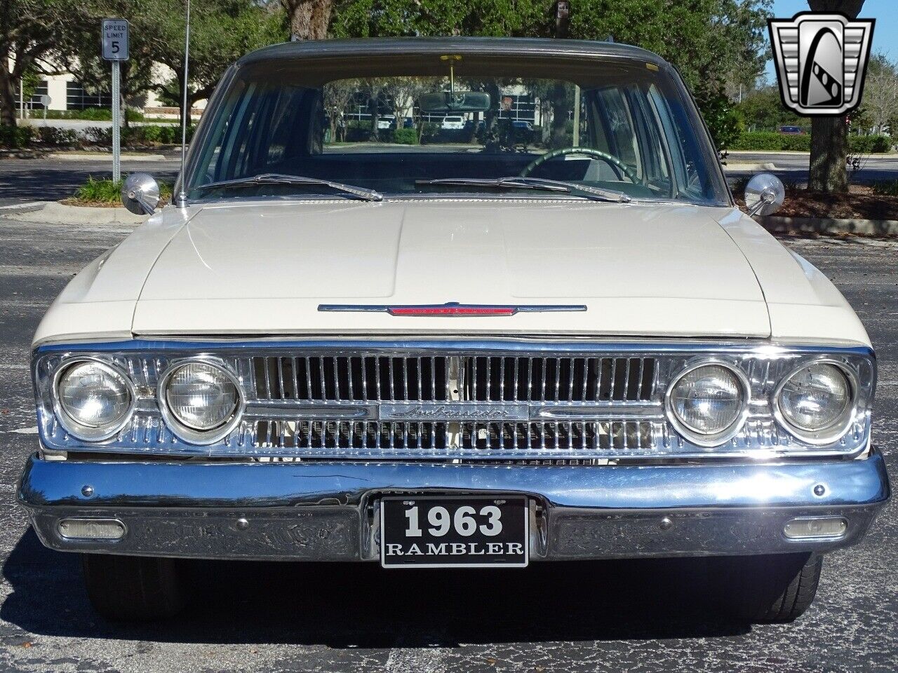 Rambler-Ambassador-1963-2