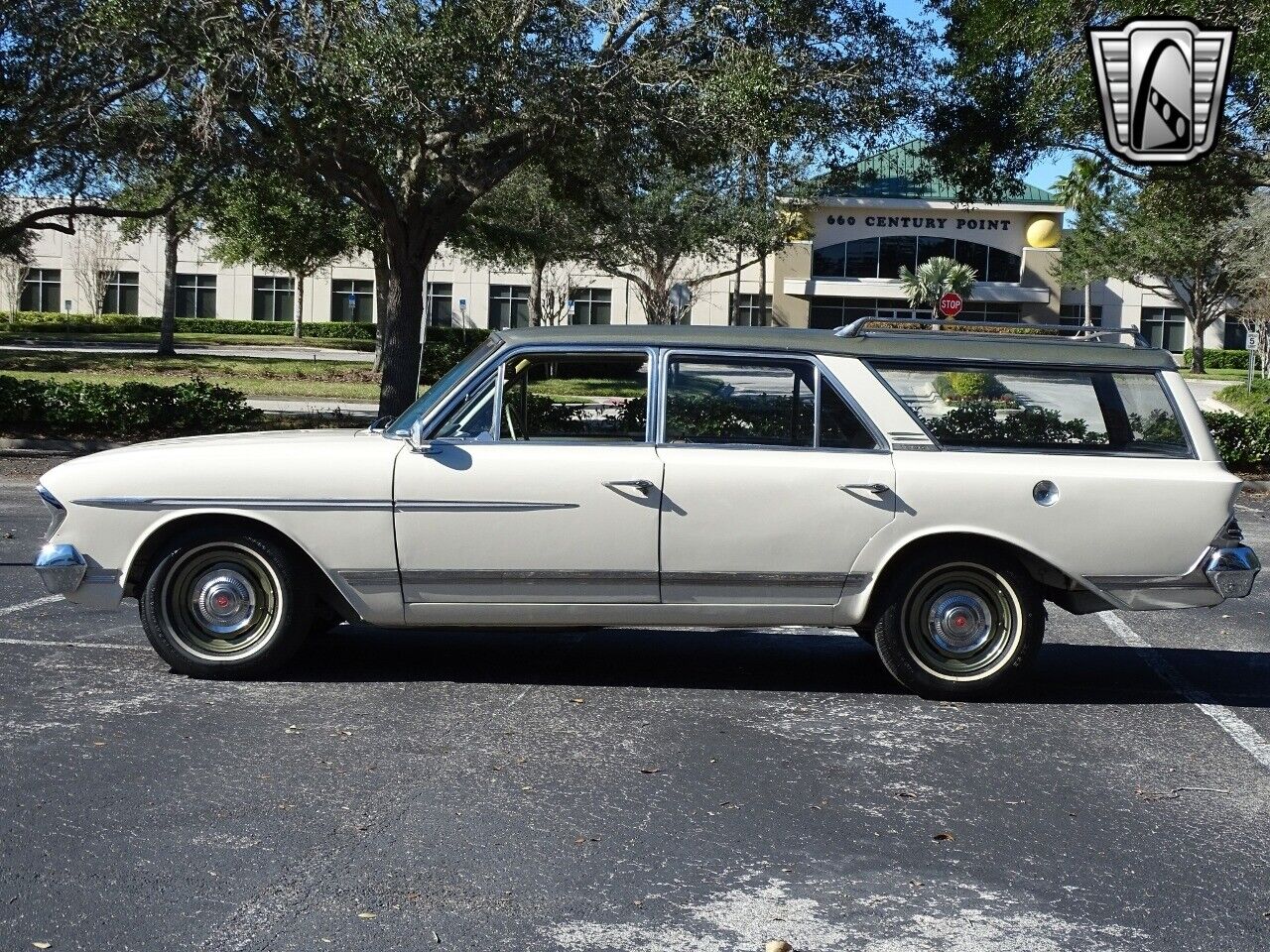 Rambler-Ambassador-1963-4