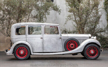 Rolls-Royce-2025-Saloon-1934-3