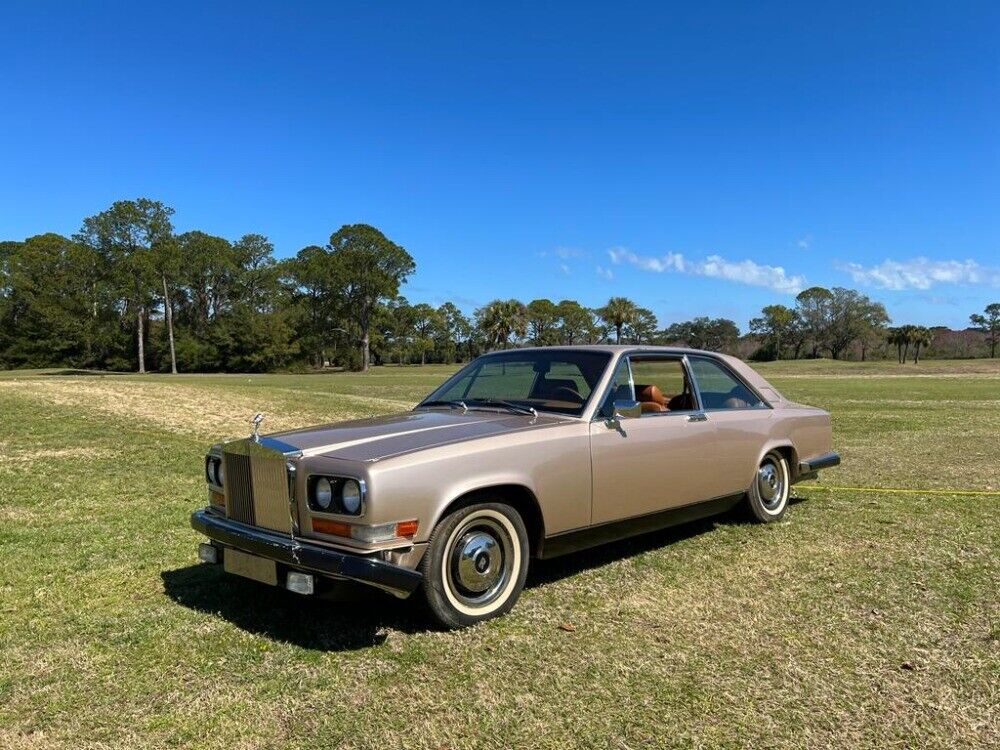 Rolls-Royce-Camargue-1980-1