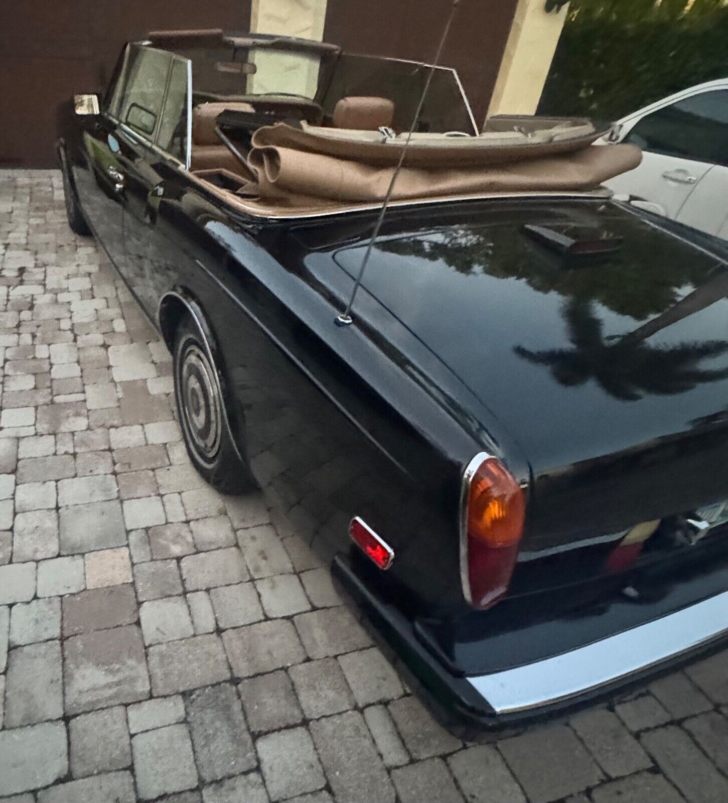 Rolls-Royce-Corniche-Cabriolet-1989-19