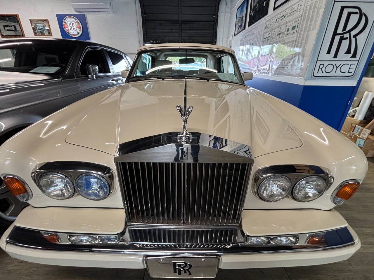 Rolls-Royce-Corniche-Cabriolet-1991-1