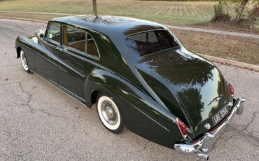 Rolls-Royce-Phantom-1964-21