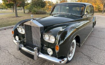 Rolls-Royce-Phantom-1964-5