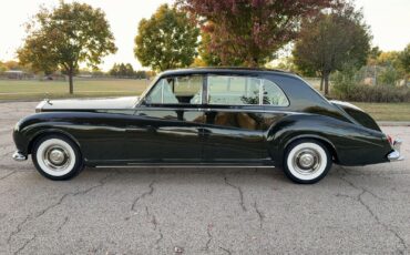 Rolls-Royce-Phantom-1964-8