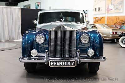 Rolls-Royce-Phantom-Berline-1962-2