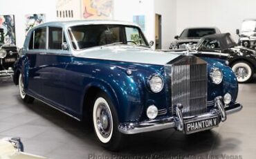 Rolls-Royce-Phantom-Berline-1962-3