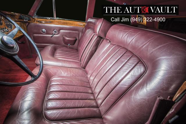 Rolls-Royce-SILVER-CLOUD-III-FULL-RESTO-Berline-1964-11