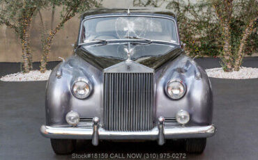 Rolls-Royce-Silver-Cloud-1956-1