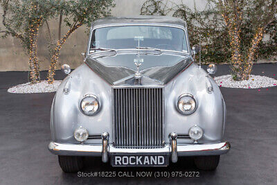 Rolls-Royce-Silver-Cloud-1960-1