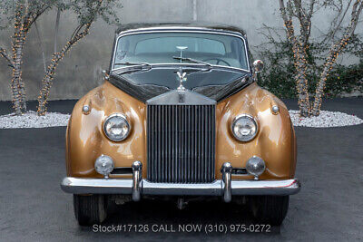 Rolls-Royce-Silver-Cloud-II-1960-1