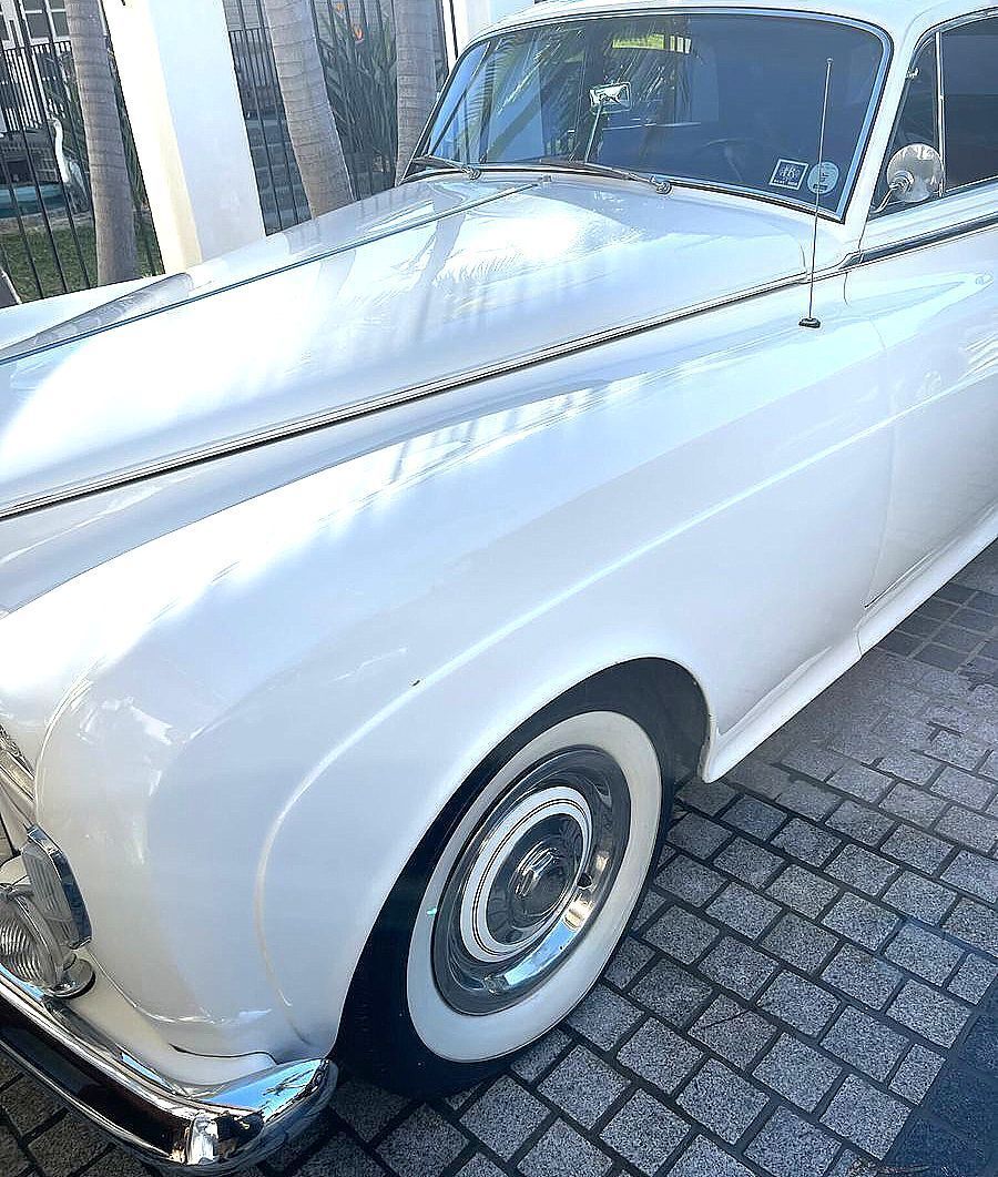 Rolls-Royce-Silver-Cloud-III-Berline-1964-10