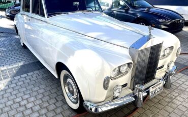 Rolls-Royce-Silver-Cloud-III-Berline-1964-4