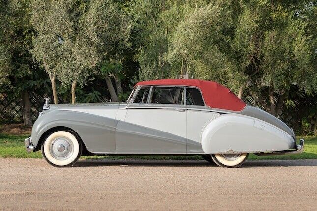 Rolls-Royce-Silver-Dawn-Drophead-Coupe-1954-2