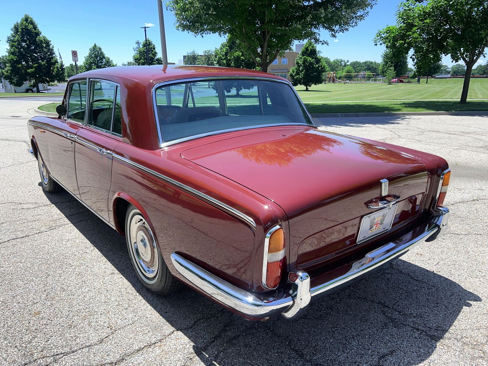 Rolls-Royce-Silver-Shadow-1966-10