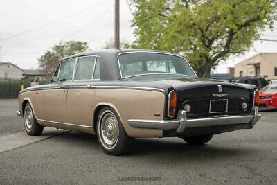 Rolls-Royce-Silver-Shadow-Berline-1969-5