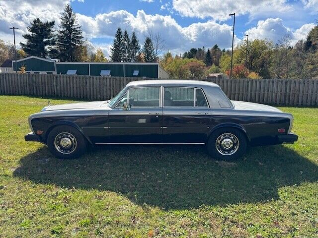 Rolls-Royce-Silver-Shadow-Berline-1979-3