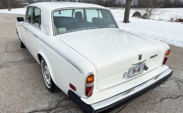 Rolls-Royce-Silver-Shadow-II-Berline-1979-12