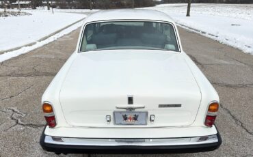 Rolls-Royce-Silver-Shadow-II-Berline-1979-13