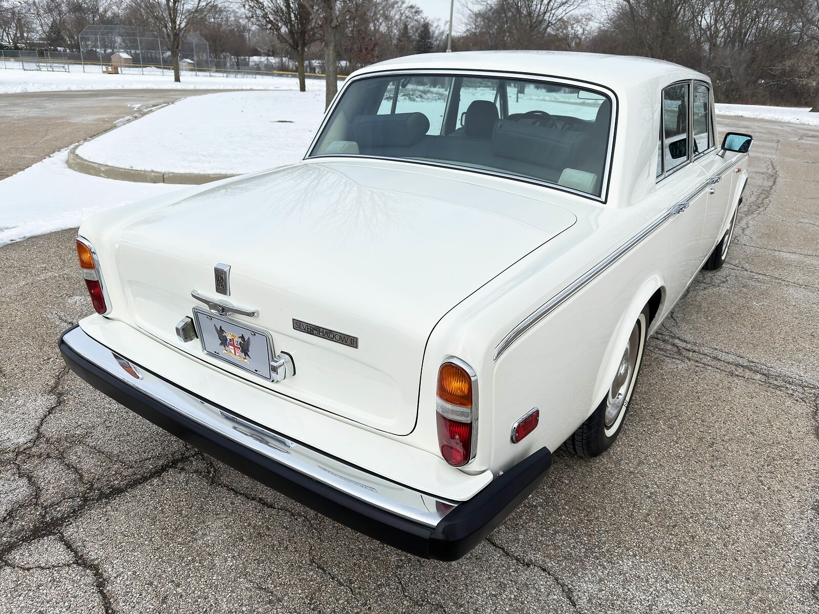 Rolls-Royce-Silver-Shadow-II-Berline-1979-14