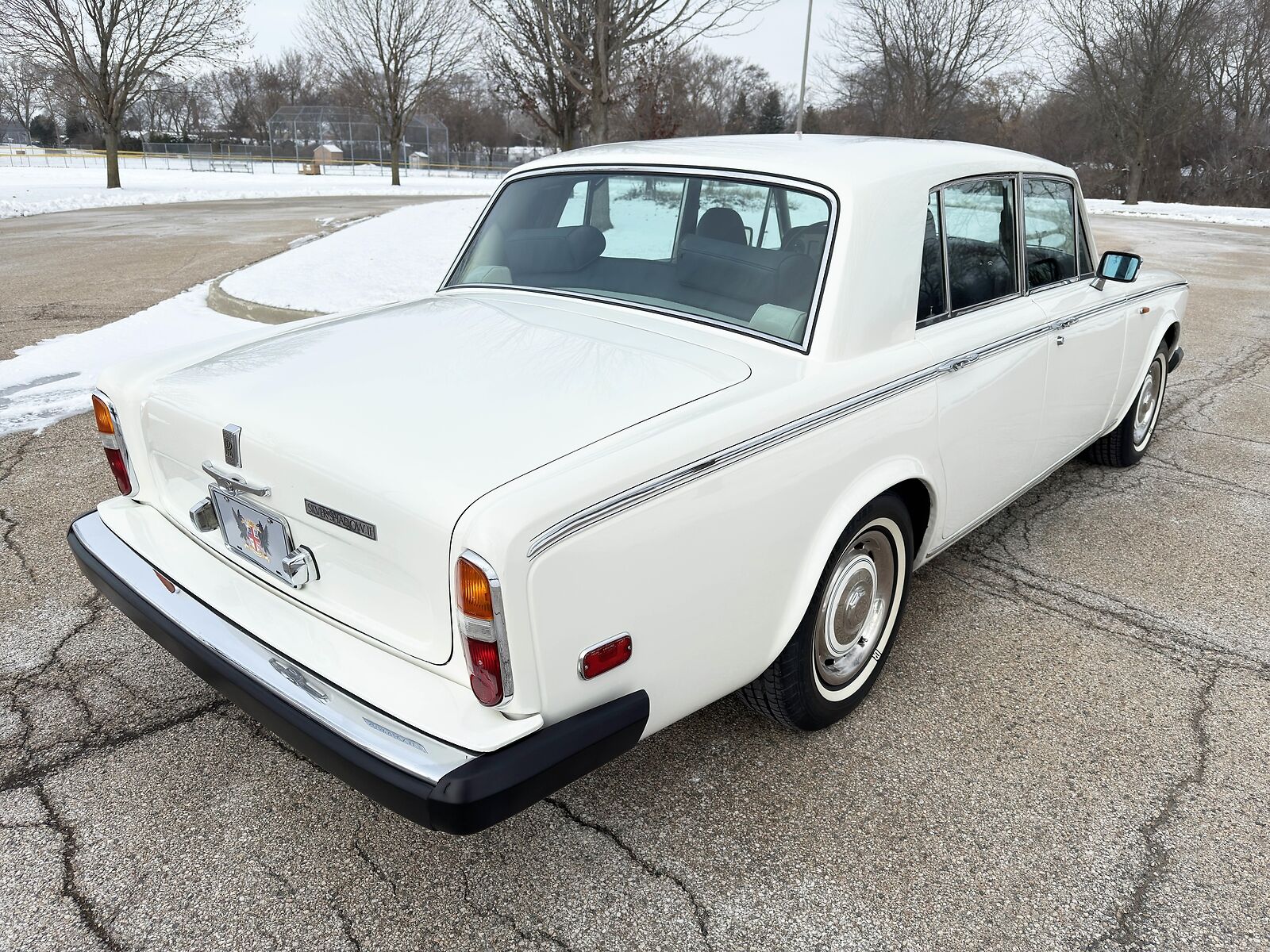 Rolls-Royce-Silver-Shadow-II-Berline-1979-15