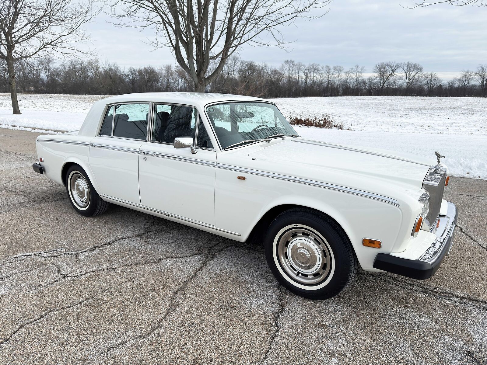 Rolls-Royce-Silver-Shadow-II-Berline-1979-18