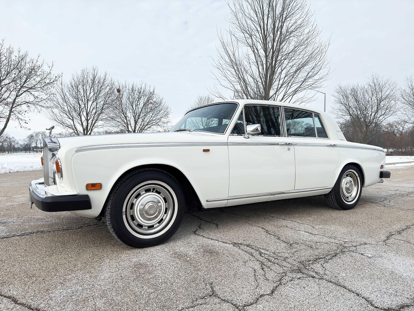 Rolls-Royce-Silver-Shadow-II-Berline-1979-37