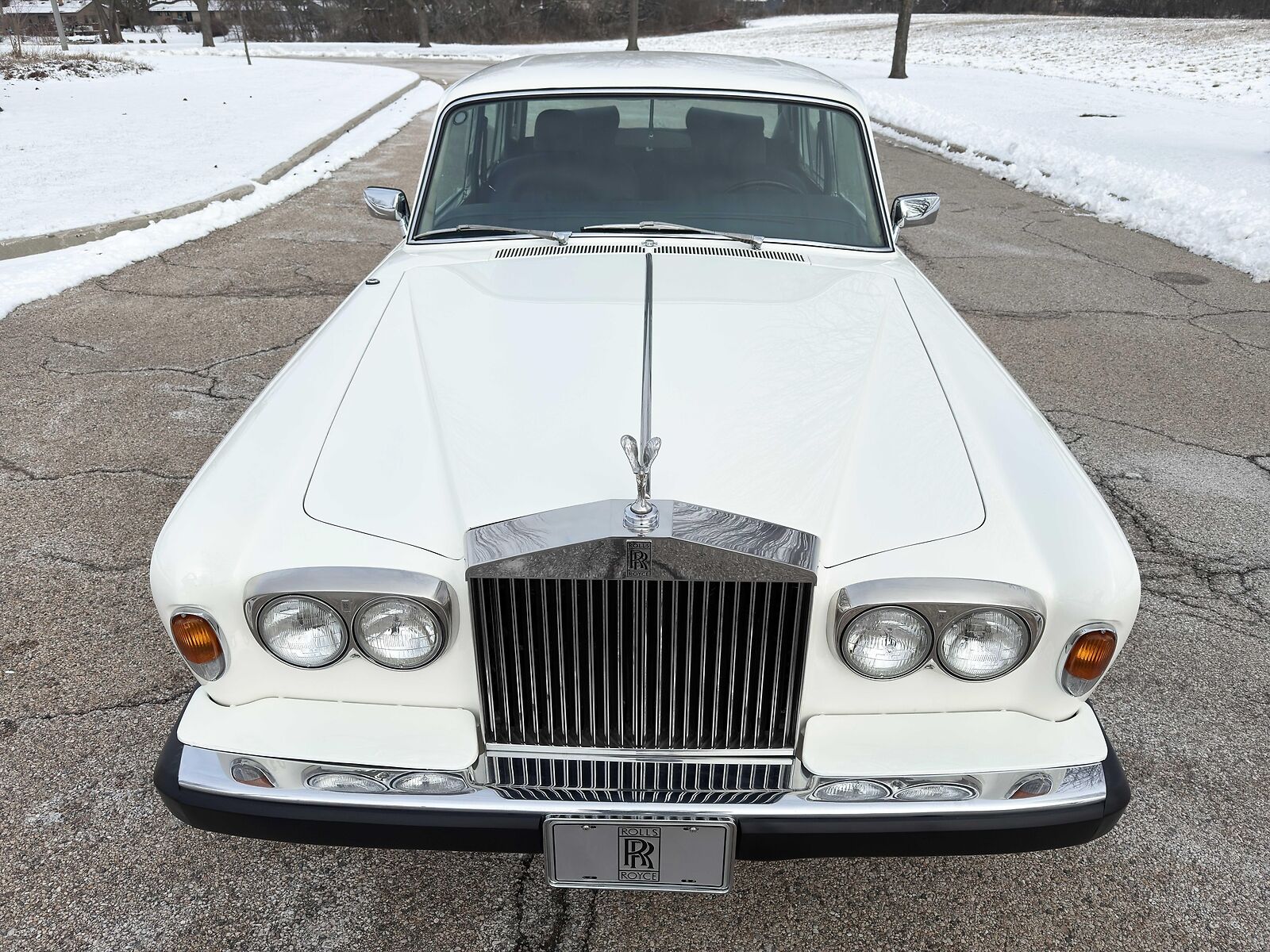 Rolls-Royce-Silver-Shadow-II-Berline-1979-5