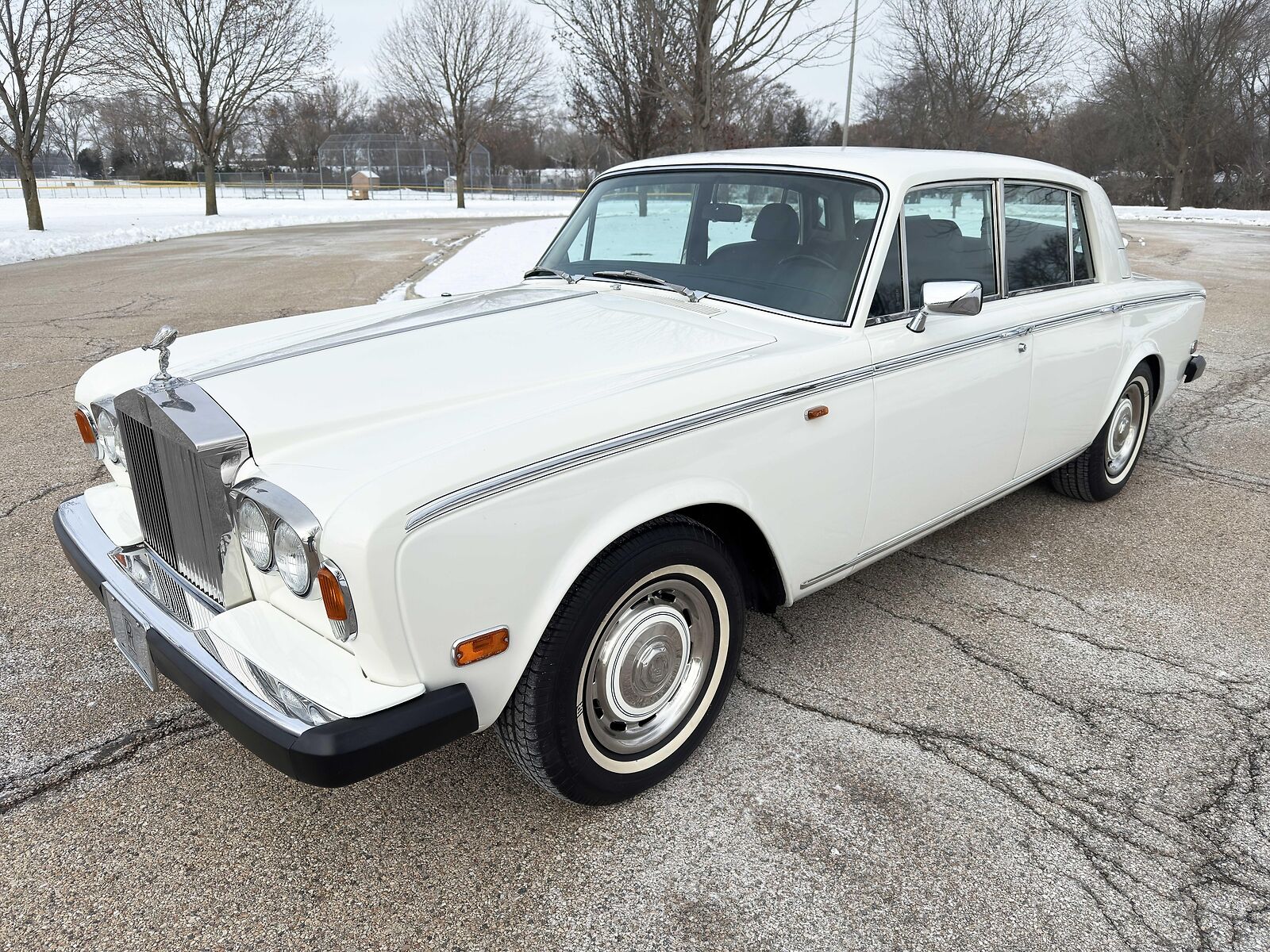 Rolls-Royce-Silver-Shadow-II-Berline-1979-8