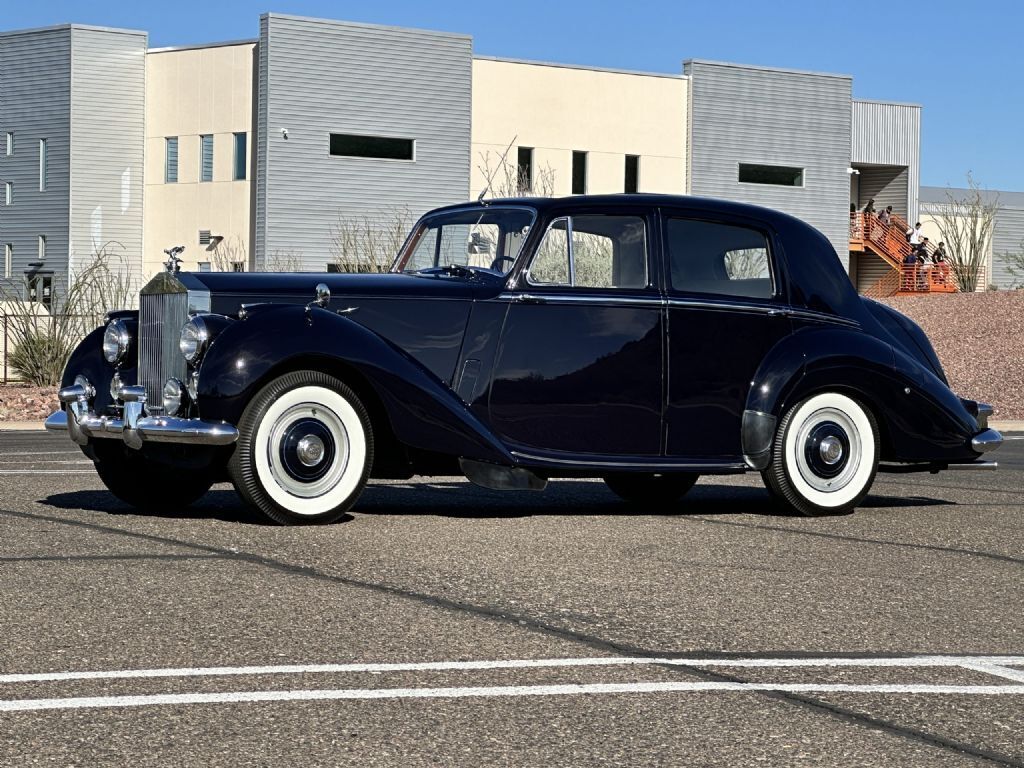 Rolls-Royce-Silver-SpiritSpurDawn-Berline-1954-3