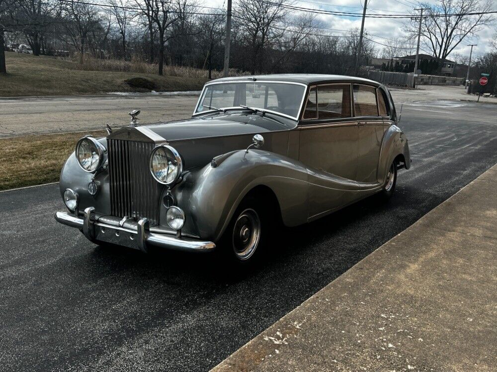 Rolls Royce Silver Wraith  1954