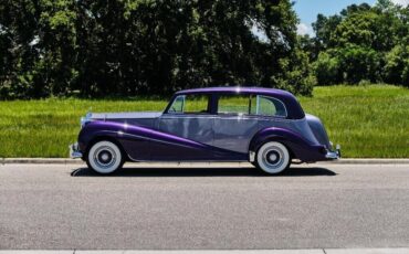 Rolls-Royce-Silver-Wraith-Restored-1956-1