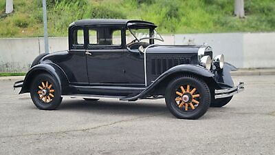 Studebaker-2-DOOR-COUPE-Coupe-1930-4