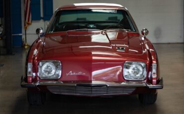 Studebaker-Avanti-1964-12