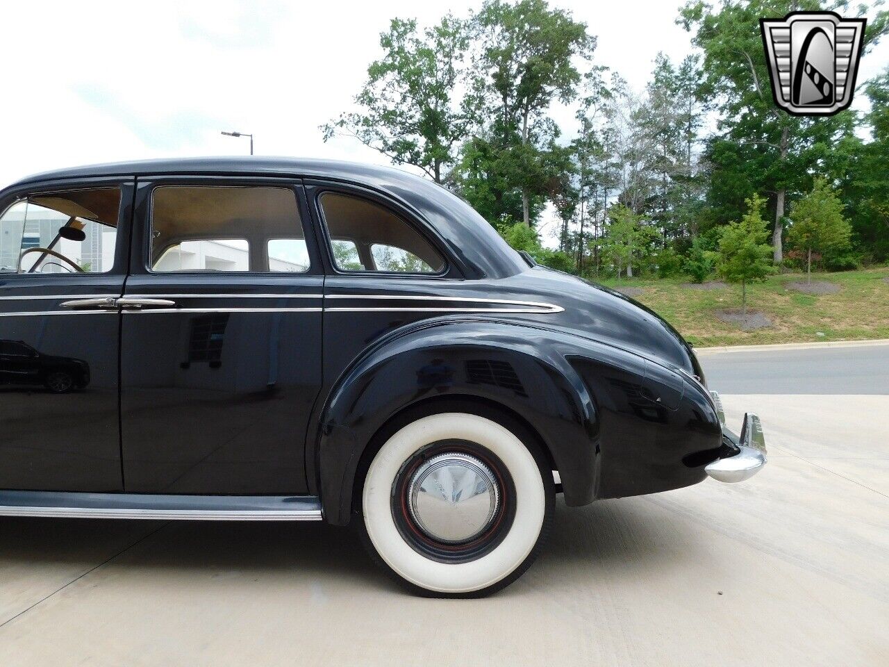 Studebaker-Commander-Berline-1941-7