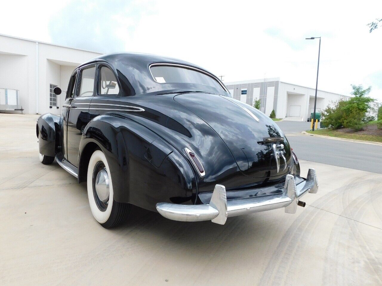 Studebaker-Commander-Berline-1941-8