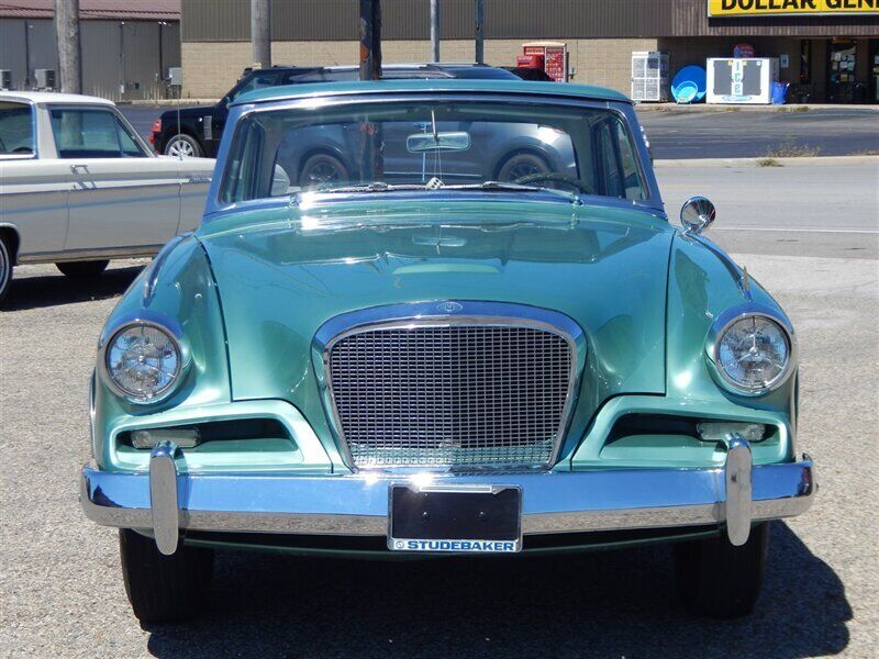 Studebaker-Gran-Turismo-1962-1