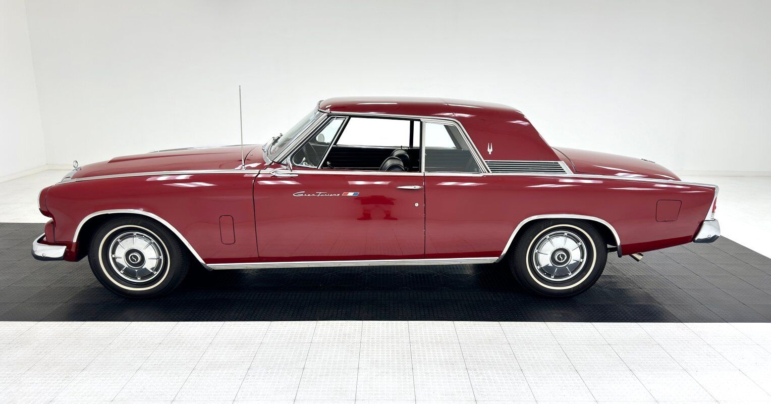 Studebaker-Gran-Turismo-1964-1