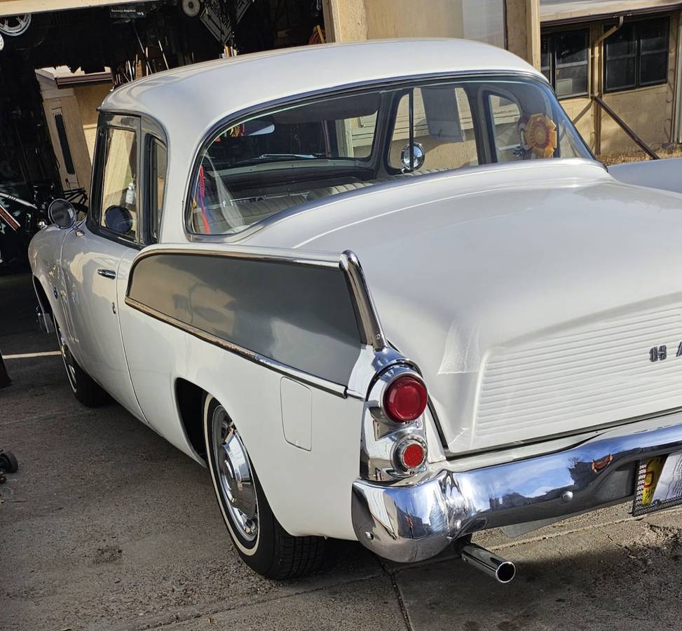 Studebaker-Hawk-1957-3