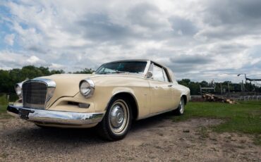 Studebaker-Hawk-Coupe-1962-3