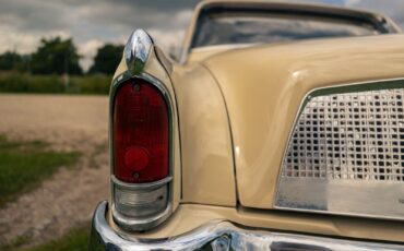 Studebaker-Hawk-Coupe-1962-6