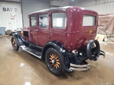 Studebaker-Regal-Commander-Berline-1928-5