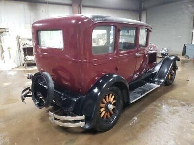 Studebaker-Regal-Commander-Berline-1928-6