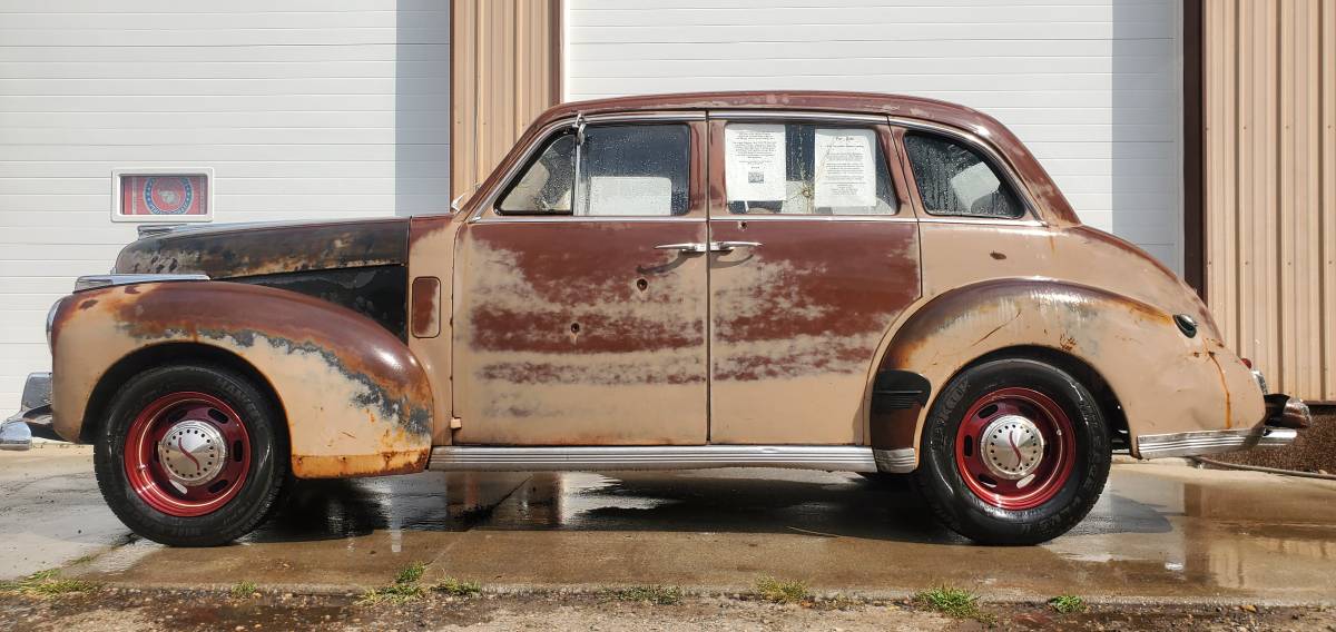 Studebaker-Skyway-champion-1946-1