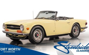 Triumph TR-6  year1}